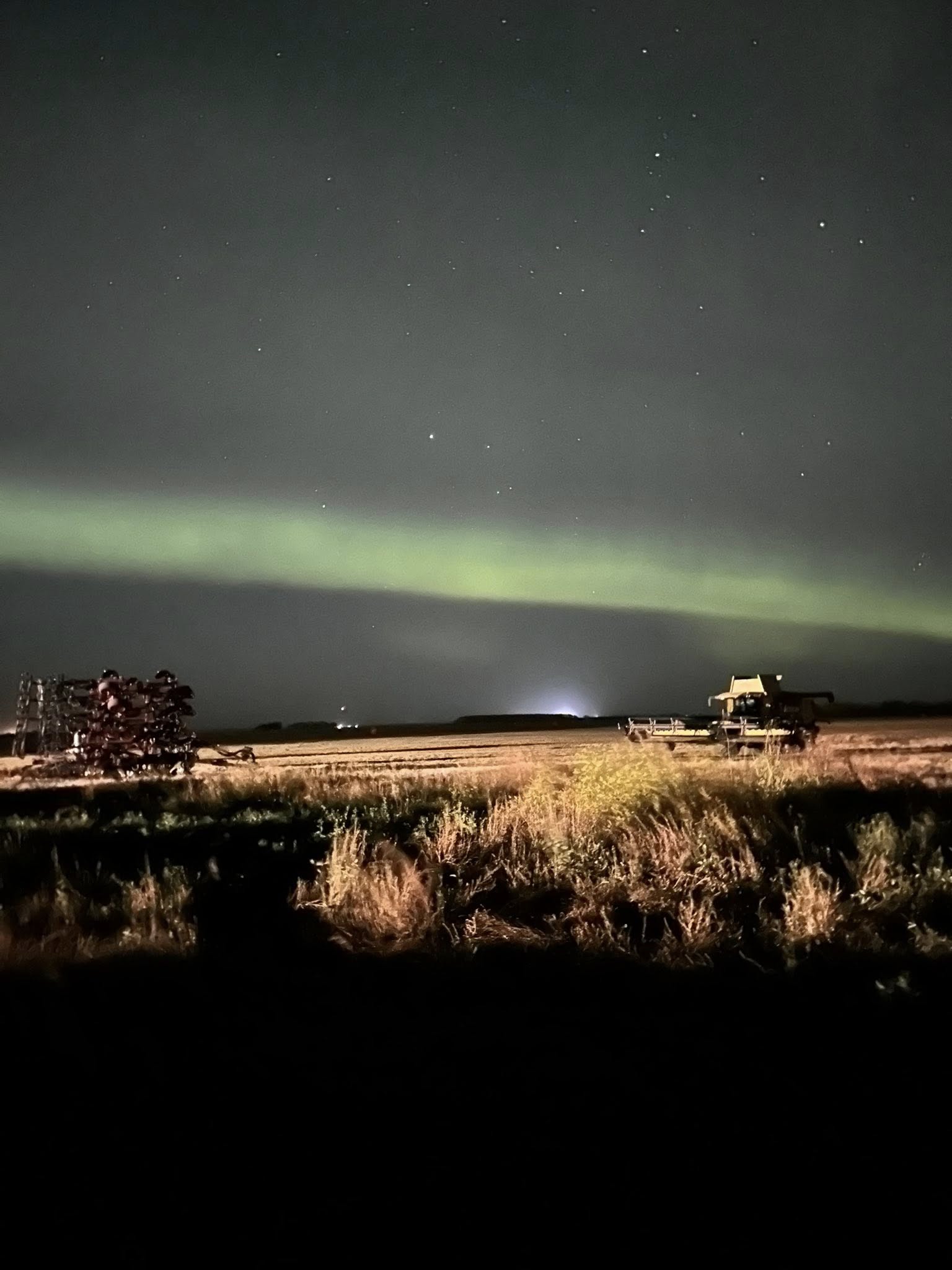 https://stratus.campaign-image.ca/images/5959000000962006_zc_v1_1759372831832_northern_lights_2.jpg